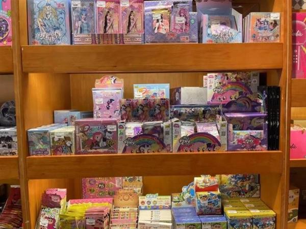 视青少年卡牌背后的社交与心理需求开元棋牌卡游小马宝莉卡爆火 透(图6)
