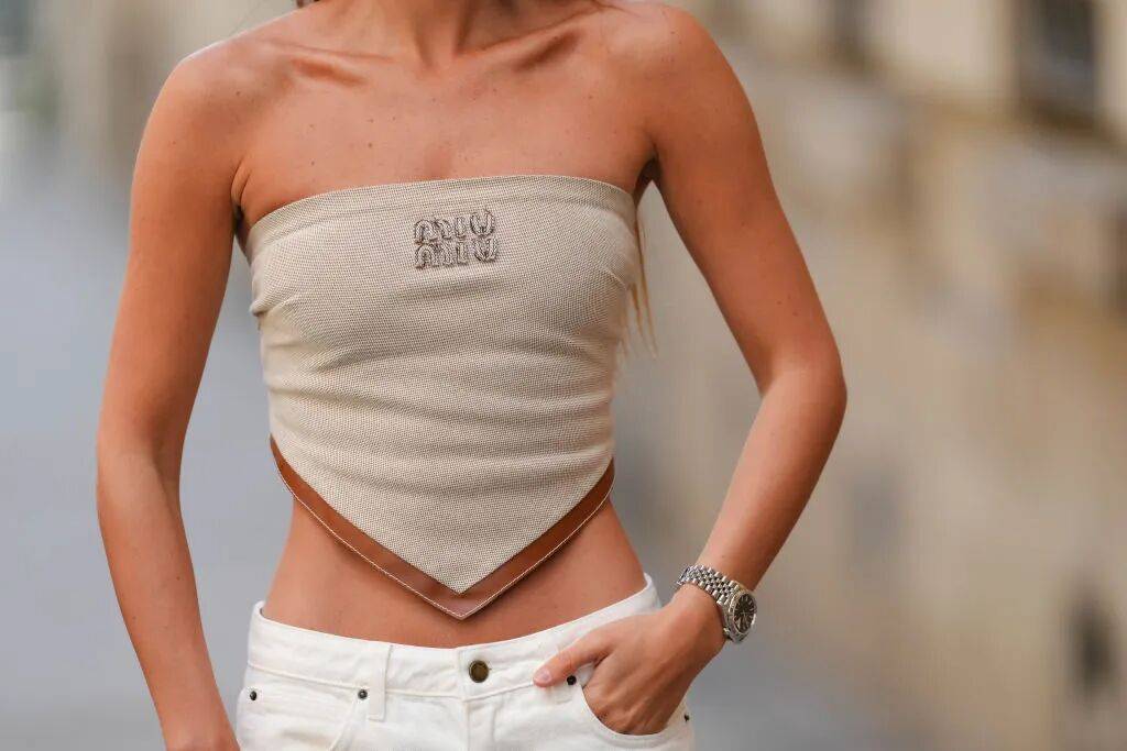 最适合女生的保值劳力士手表款式!寄存回收也划算!开元棋牌云小当一文了解手表投资、保值、挑选法则(图9) 最适合女生的保值劳力士手表款式!寄存回收也划算!开元棋牌云小当一文了解手表投资、保值、挑选法则(图9)