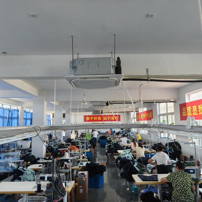 饰江西生产基地顺利投产开元棋牌网站浙江金裁服(图2) 饰江西生产基地顺利投产开元棋牌网站浙江金裁服(图2)